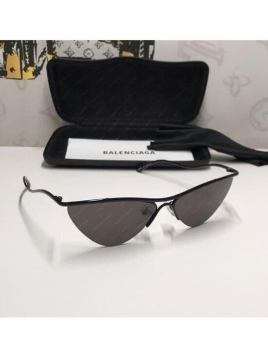 NEW AUTHENTIC Balenciaga Black Sunglasses BB0093s 001 main image 11